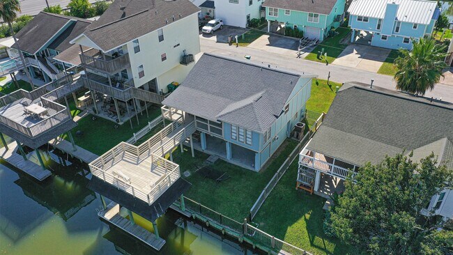 Building Photo - 12 S Sandpiper