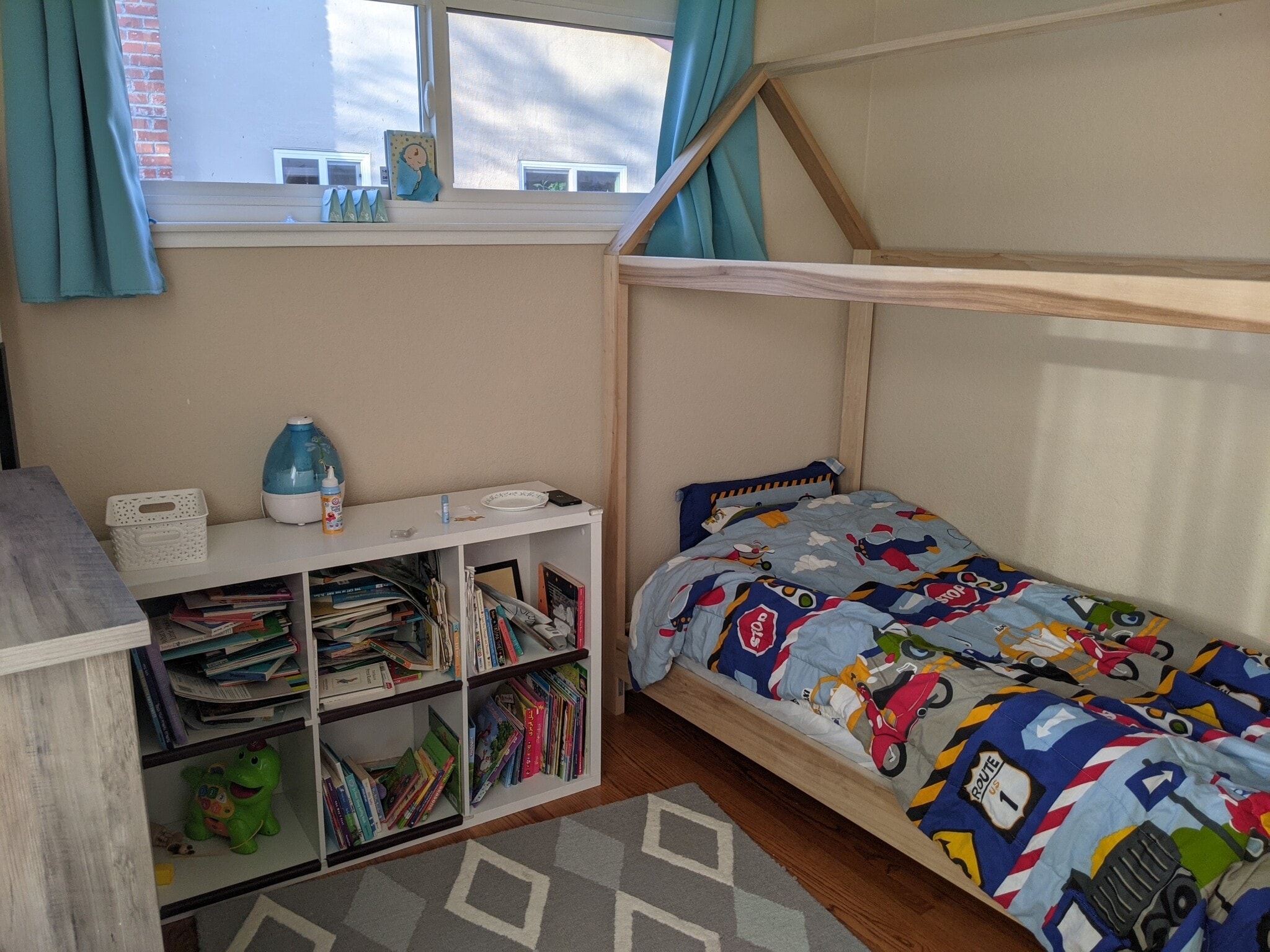 Building Photo - 3437 Gavota Ave