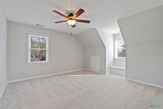 Building Photo - 15153 New Cut Rd