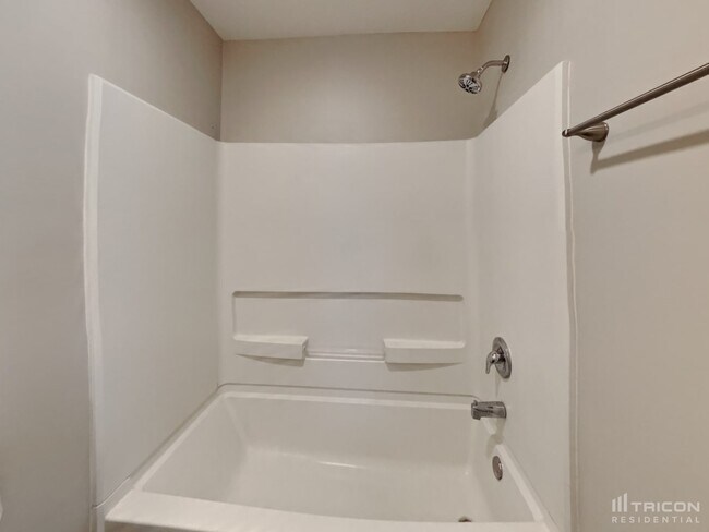 Building Photo - 1267 Niagara Ln