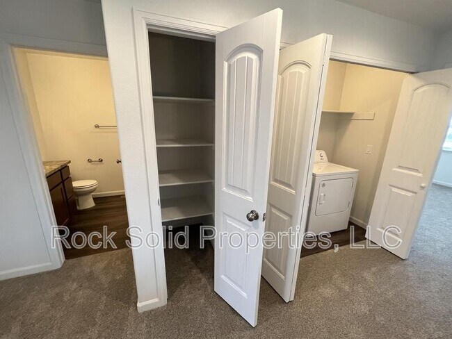 Building Photo - 1512 Danny Pl