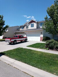 Building Photo - Trestle Duplex Rathdrum