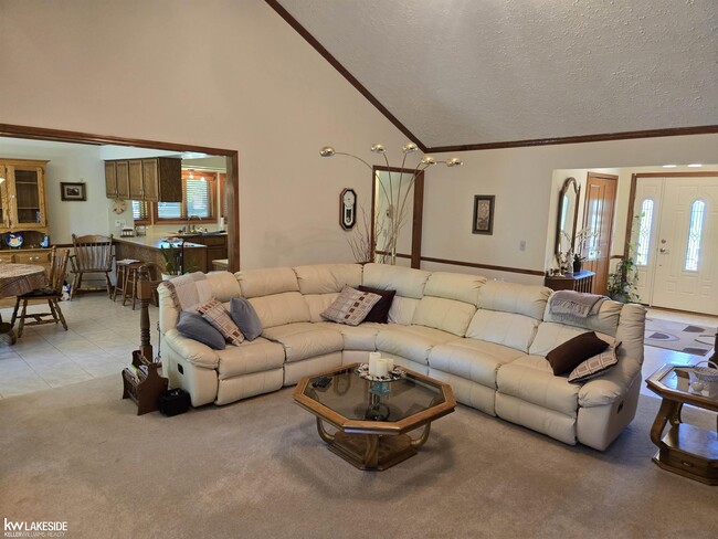 Building Photo - 52843 Deerwood Dr