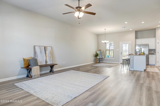 Building Photo - 124 Lightbourne Dr