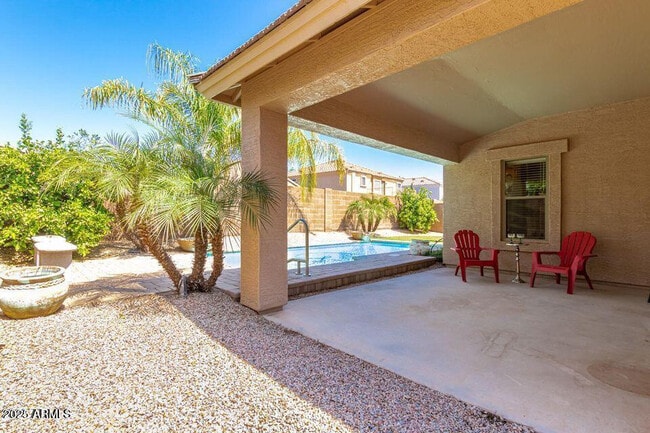 Building Photo - 632 E Mule Train Trail