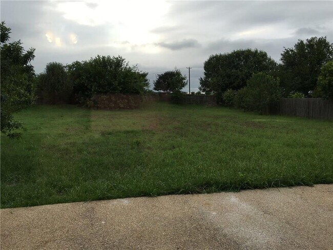 Building Photo - 1103 Mastiff Cove