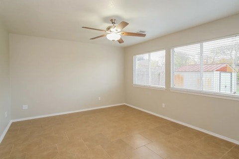 Building Photo - 14820 Lipton Ln