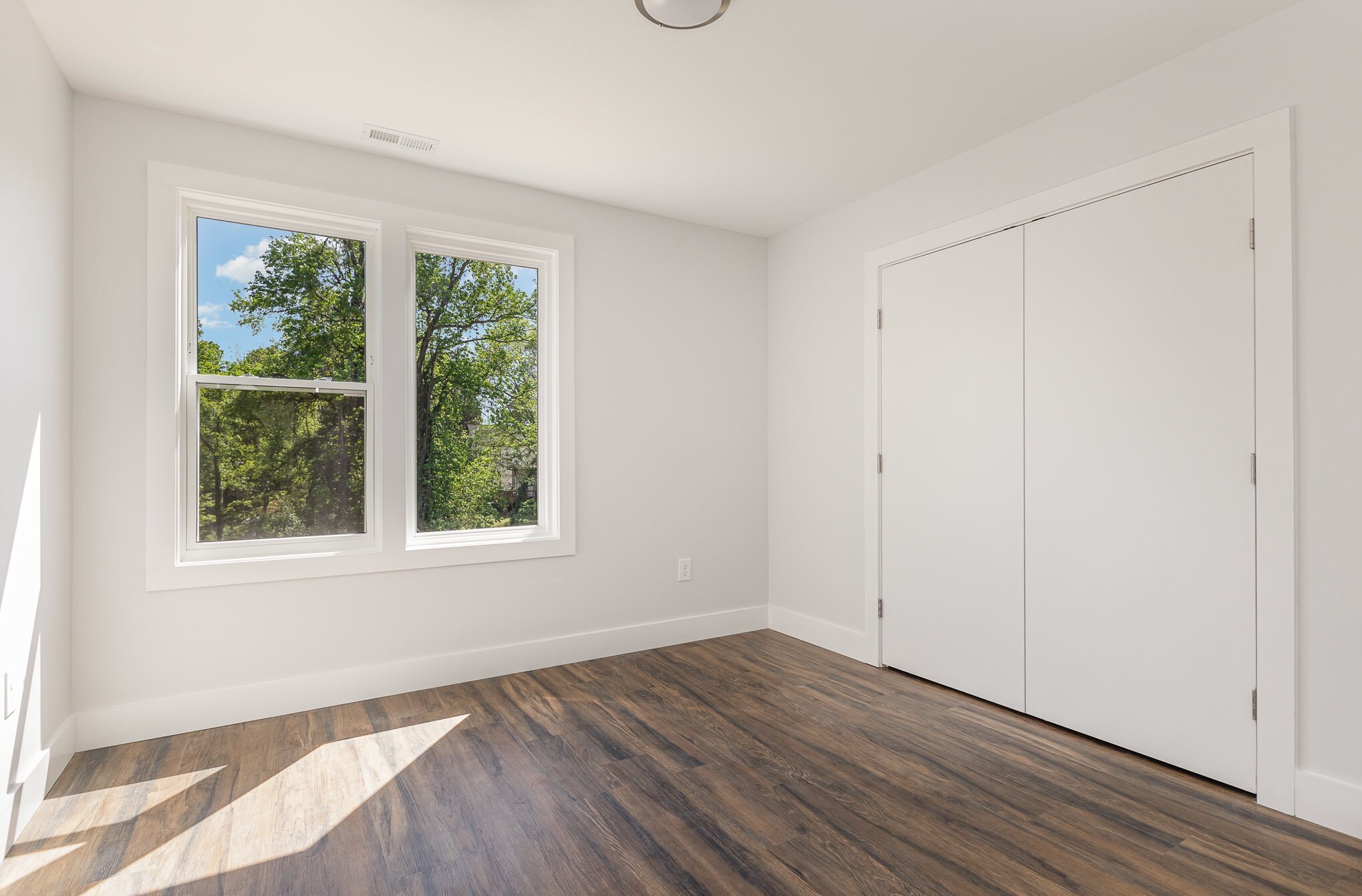 Building Photo - Room in House on S Alston Ave