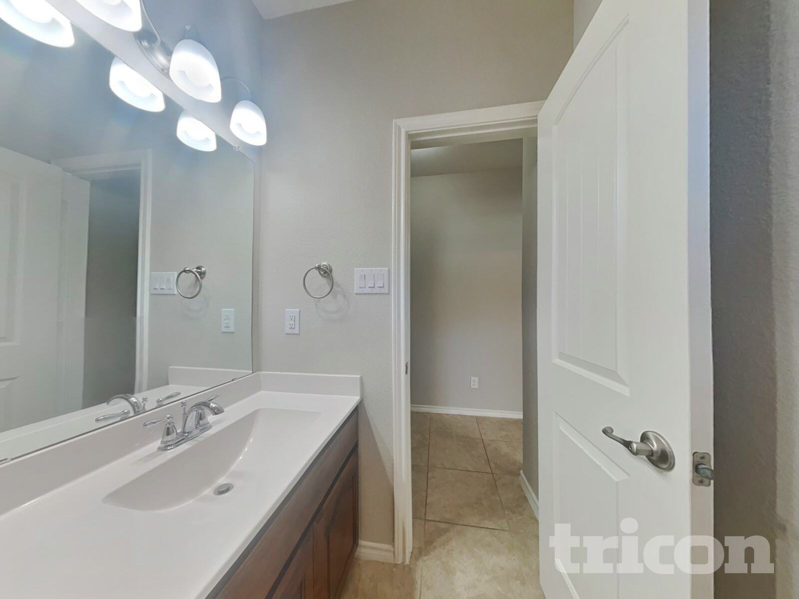 Building Photo - 1304 Glen Ct