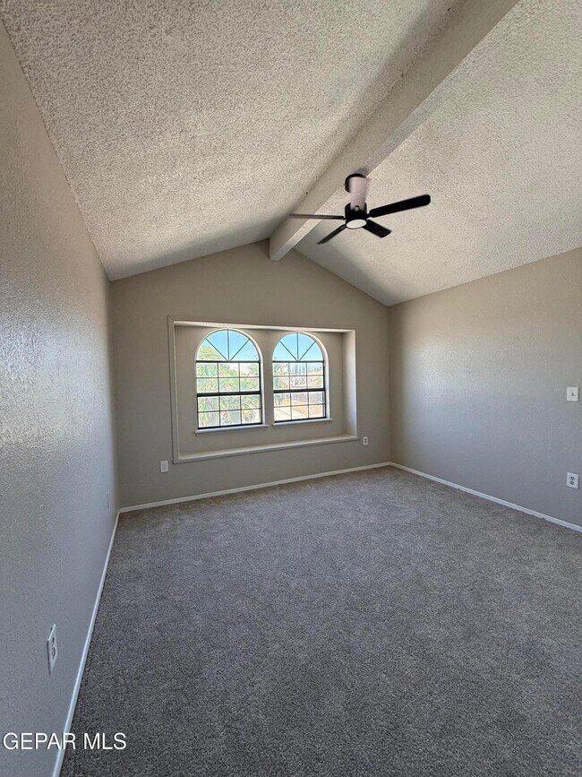 Building Photo - 11708 Sierra Azul Dr