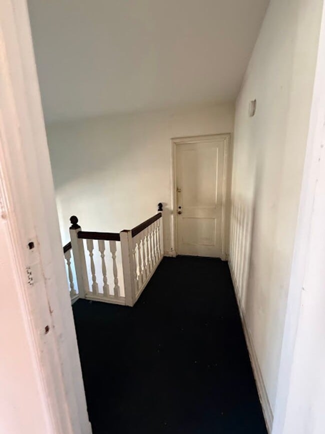 Building Photo - 1265-2167 Union Ave