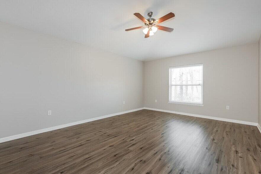 Building Photo - 1309 Alhambra Crest Dr