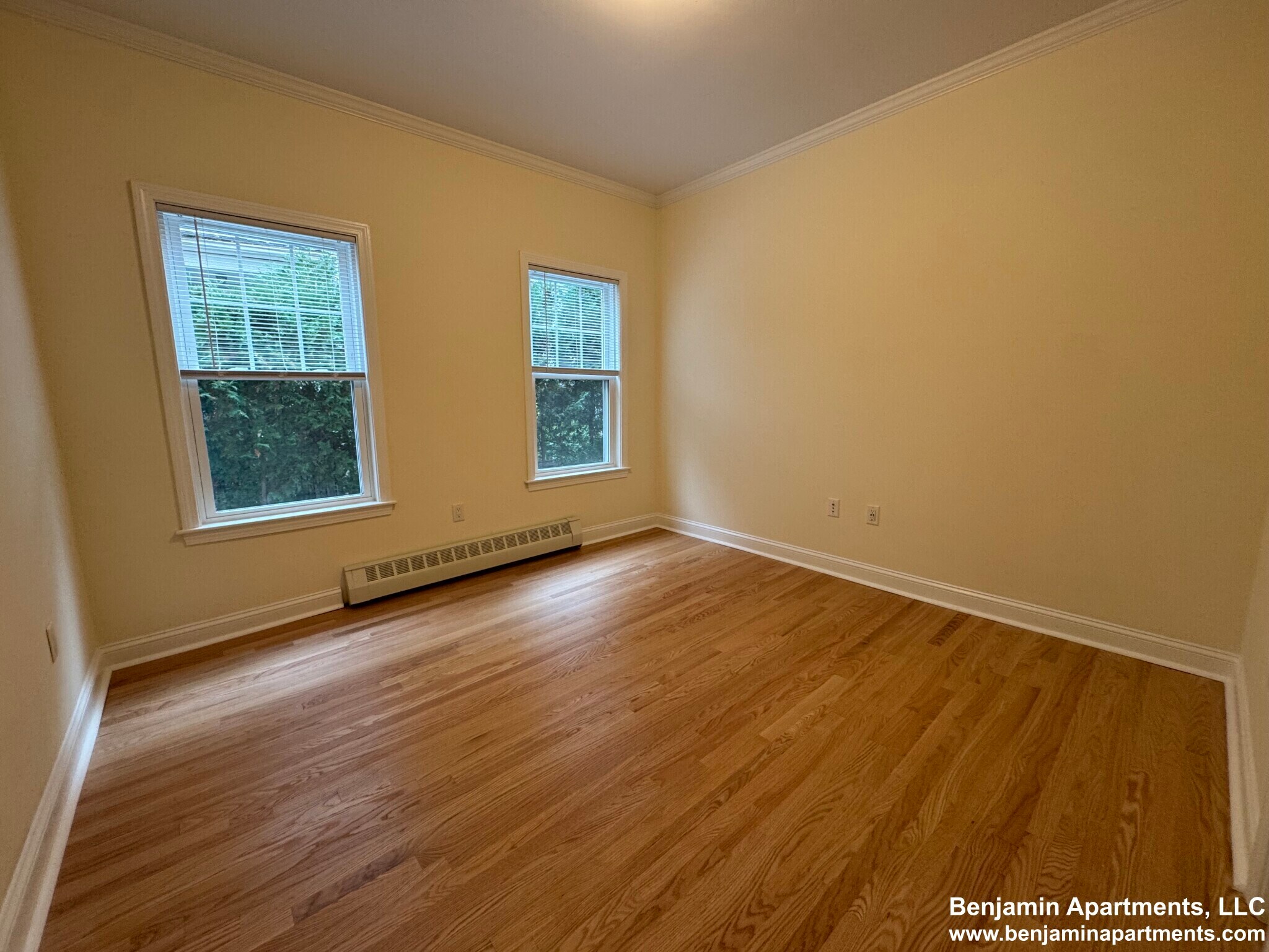 Building Photo - 5 Chauncy St