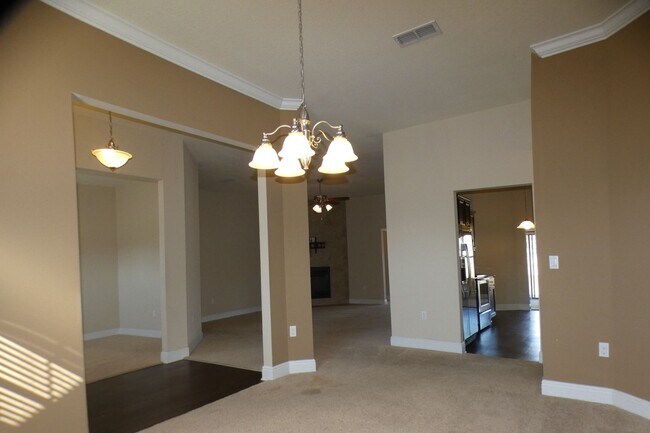 Building Photo - Spacious 4-Bedroom Home - Pace Mill Creek