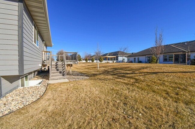 Building Photo - 3704 S Outfield Cir