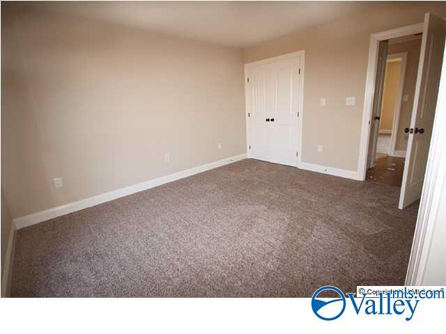 Building Photo - 104 Ryland Pl