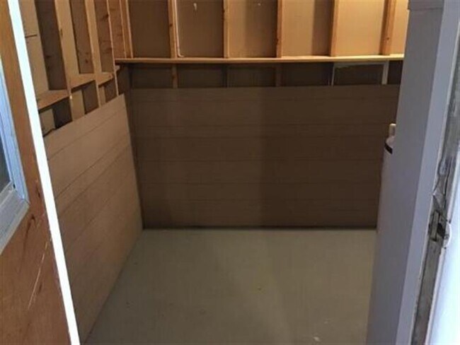 Building Photo - Pure Haven