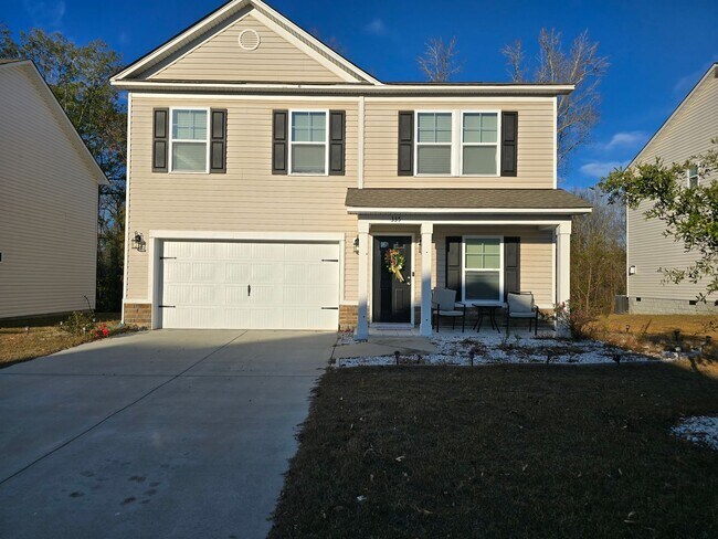 Building Photo - 5 bedroom 3 bath home in Pocalla Springs