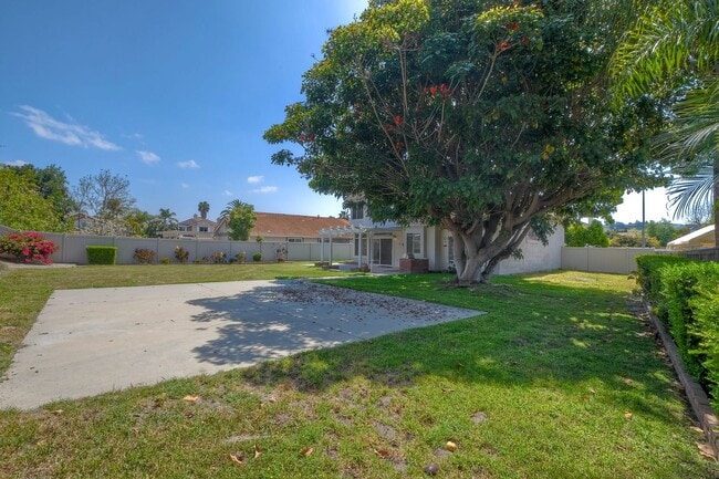 Building Photo - 4636 Doral Ct