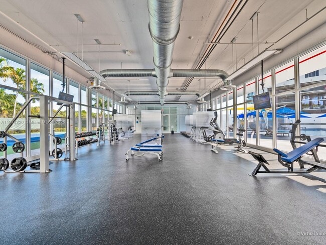 Building Photo - 15051 Royal Oaks Ln