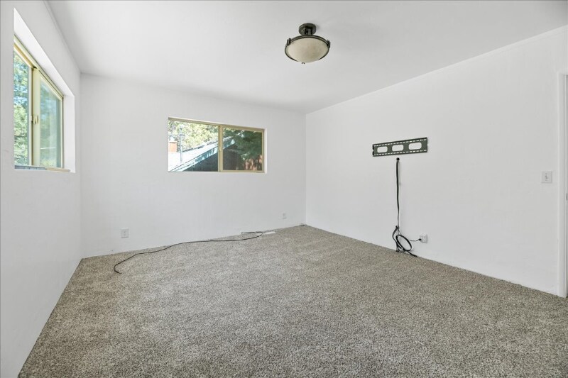 Building Photo - 383 Catalina Rd