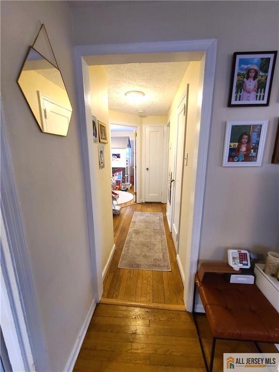 Building Photo - 23 Coolidge Ave