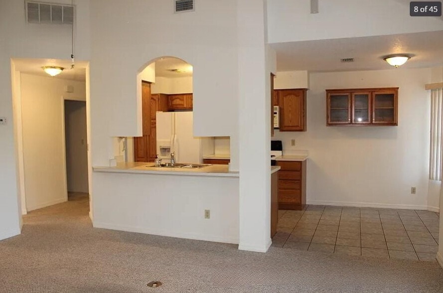 Building Photo - 8101 Setters Point Dr