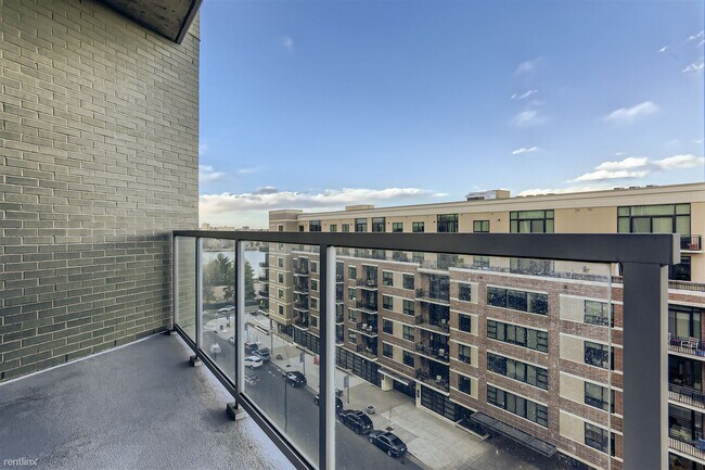 Building Photo - 1 br, 1.5 bath Condo - 4200 West 17th Aven...