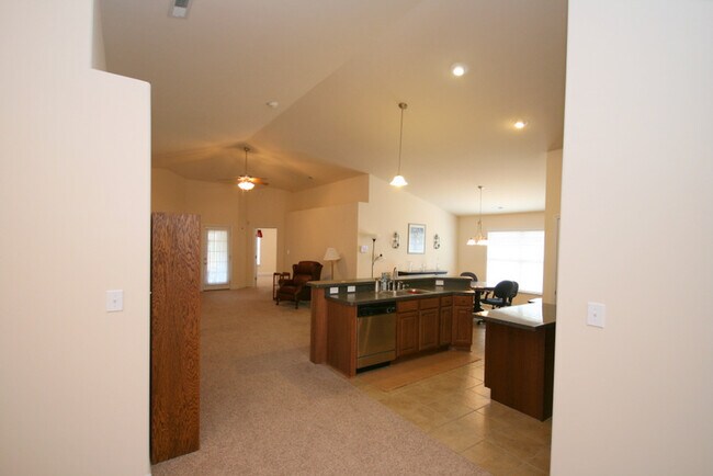 Building Photo - 235 Crab Orchard Dr