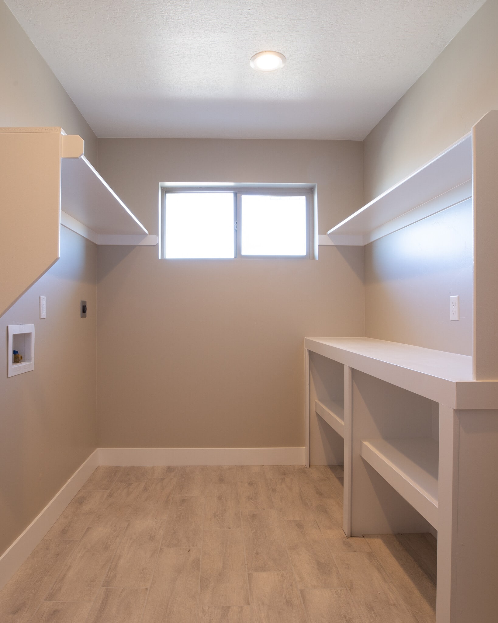 Building Photo - 295 N 200 W