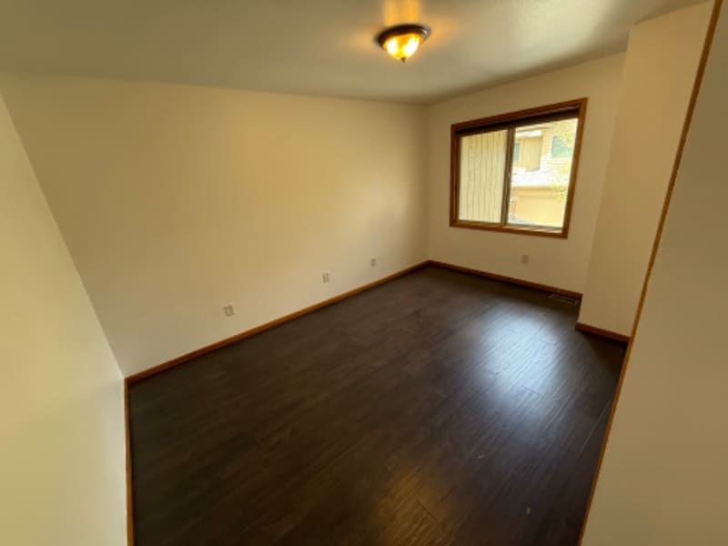 Building Photo - 300 Far View Dr