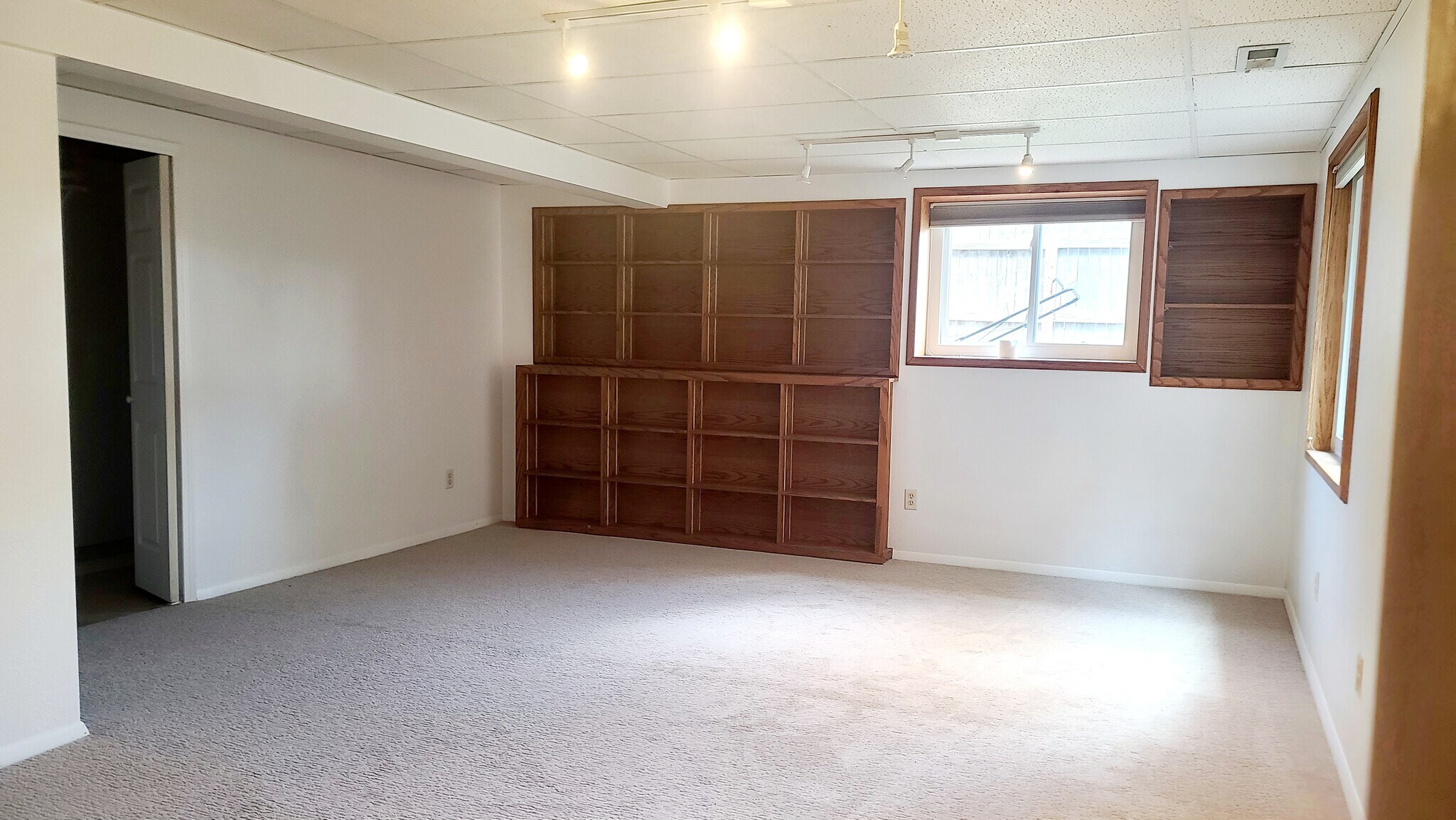 Building Photo - 2599 W 110th Ave
