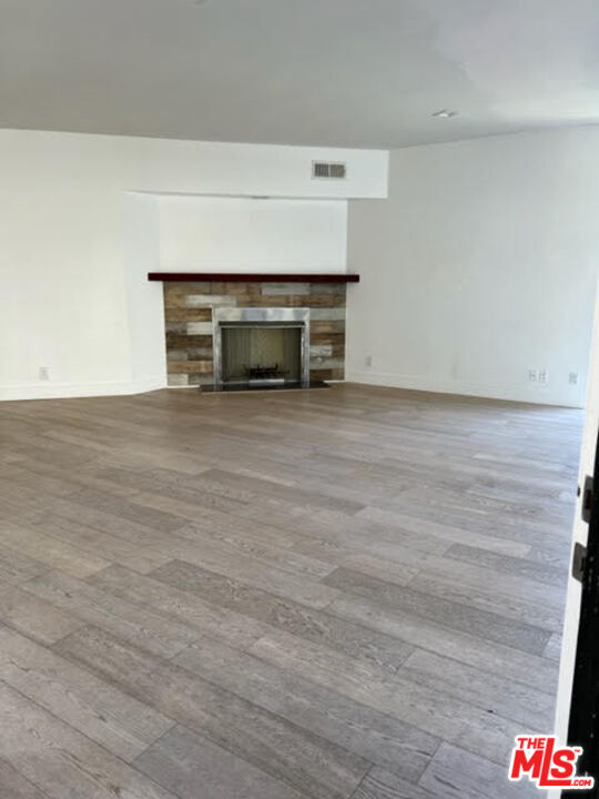 Building Photo - 20 28th Ave