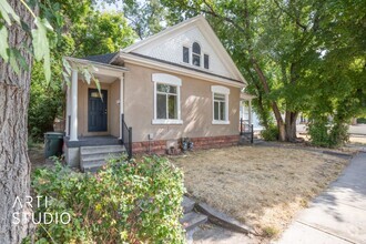 Building Photo - Charming Updated Home in SLC