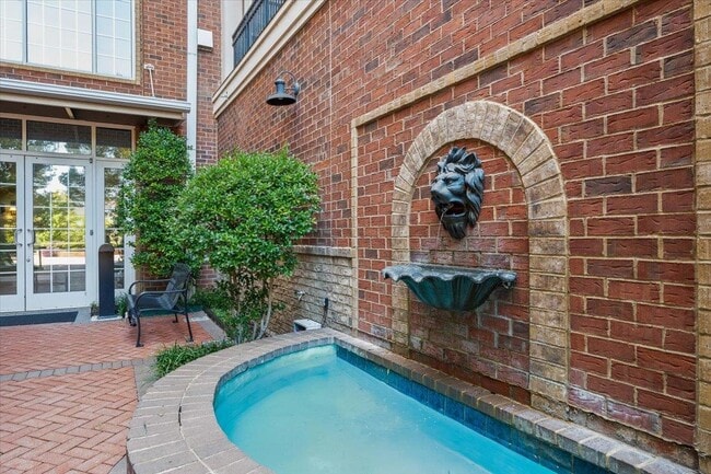 Building Photo - 665 Tennessee St