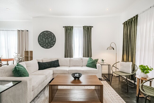 Building Photo - 3309 Webster St