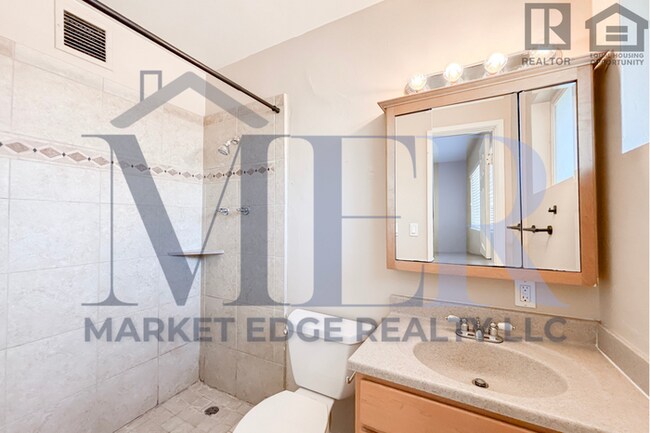 Building Photo - 3Bed/2Bath House in Central Scottsdale! $1...