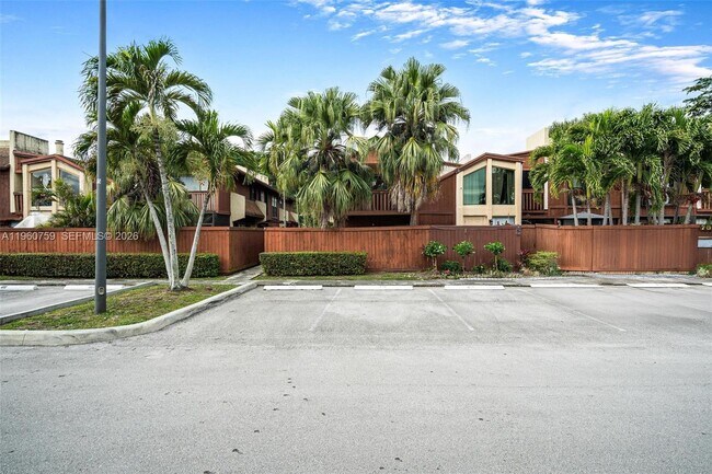 Building Photo - 7074 SW 114th Pl