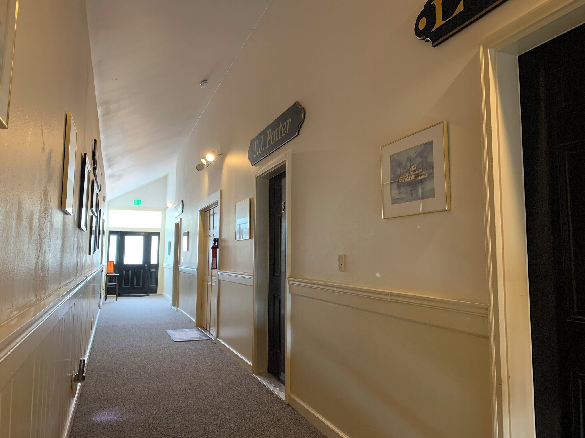 Interior Hallway - 957 Steamboat Slough Rd