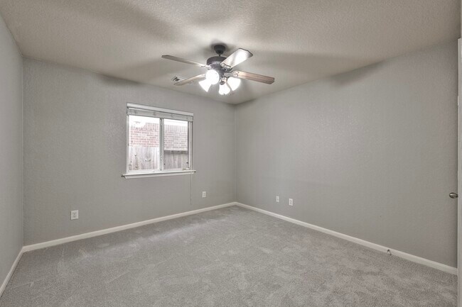 Building Photo - 21110 Machall Manor Ct