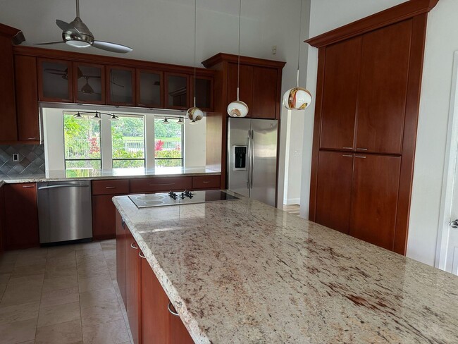 Building Photo - 7243 Encina Ln