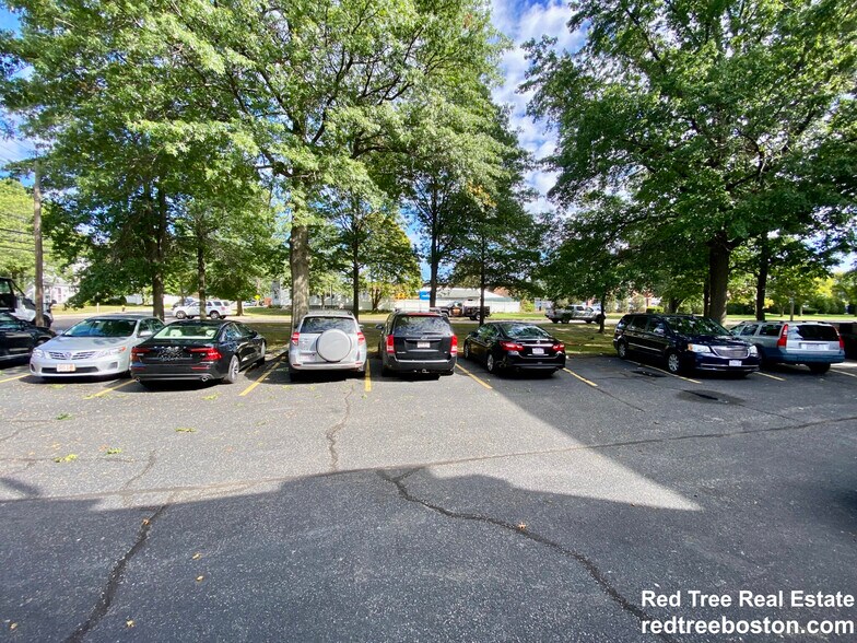 Building Photo - 68 Readville St