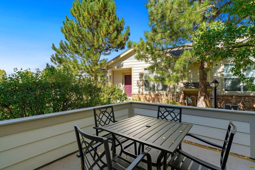 Building Photo - 2667 Whitetail Cir