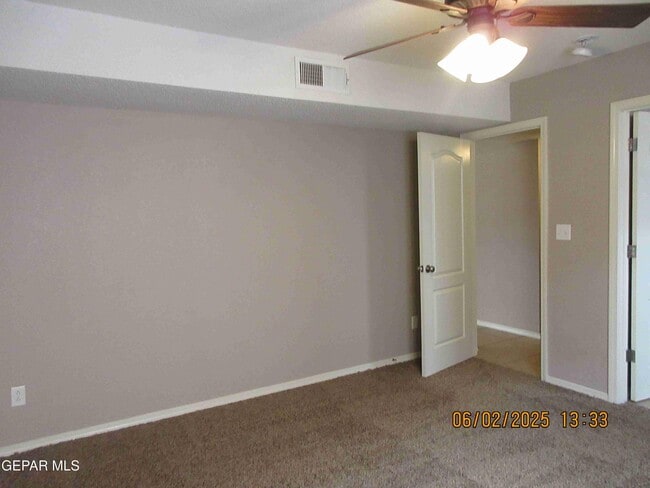 Building Photo - 11733 Lapstone Way