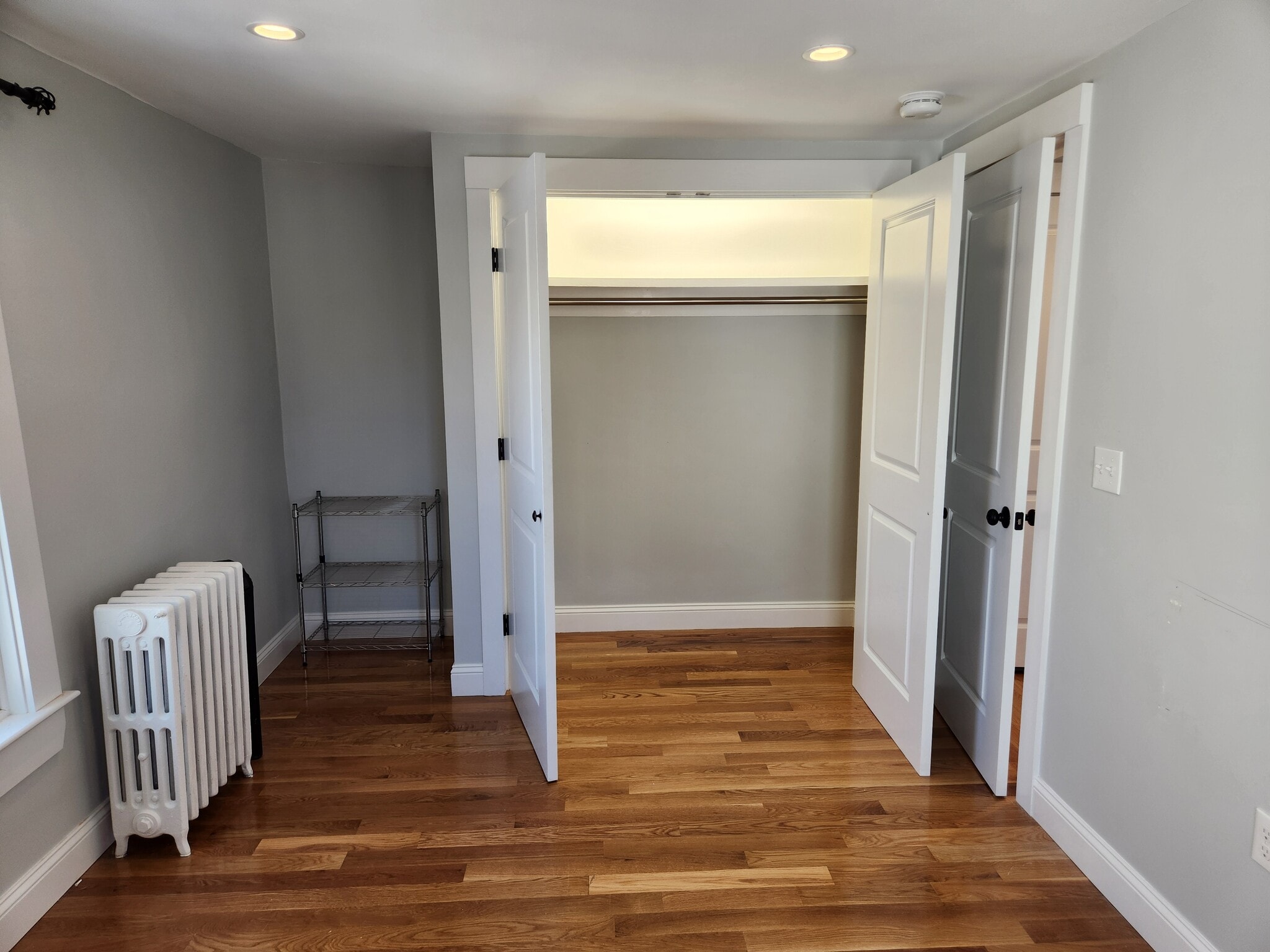 Building Photo - 17 Roundy St