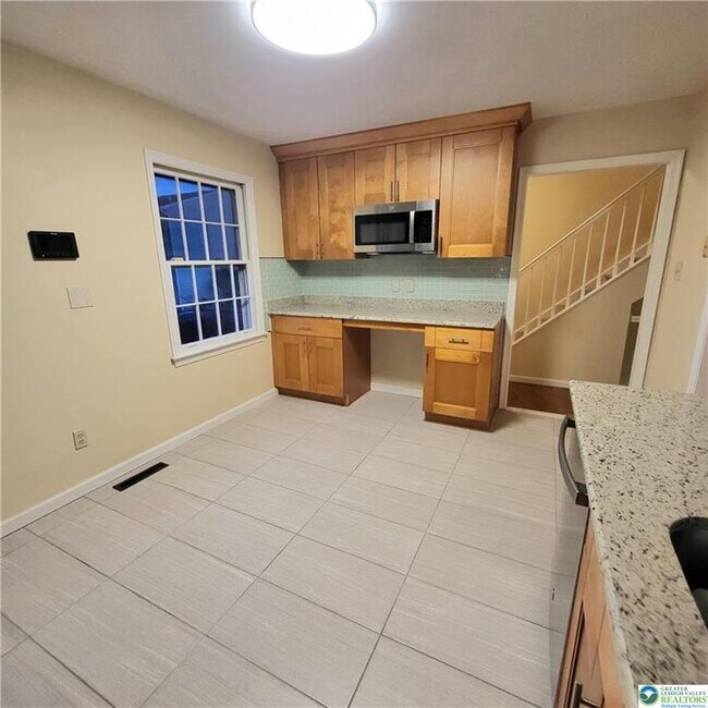 Building Photo - 1081 Barnside Rd