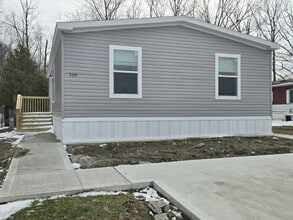 Building Photo - 110 E Canyon Dr