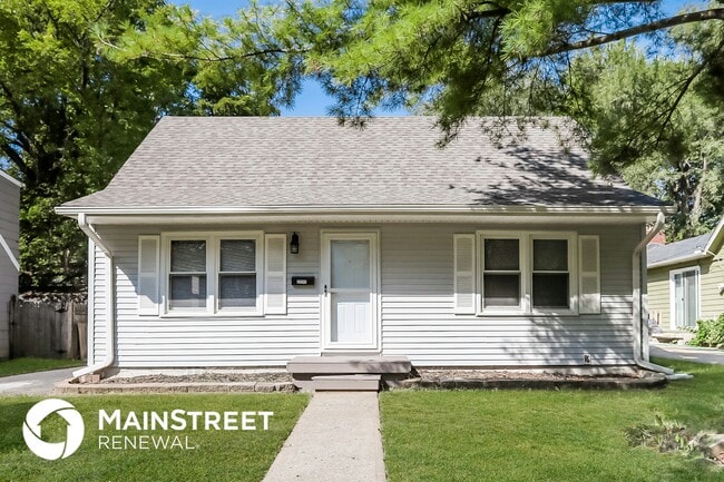 Building Photo - 7712 Oak St