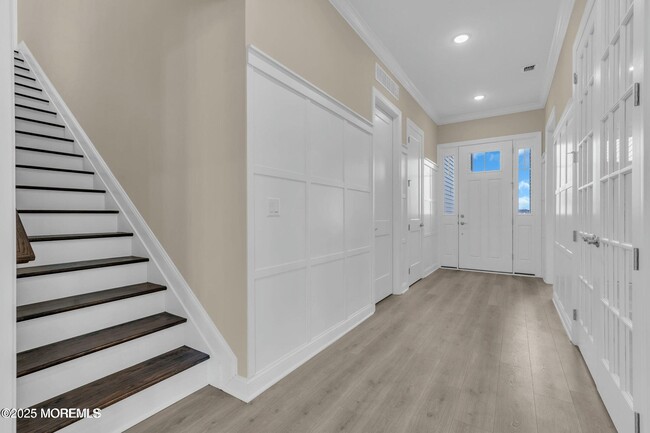 Building Photo - 53 Freesia Dr