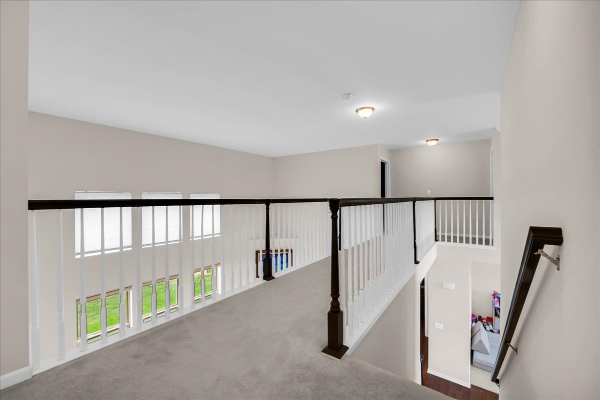 Building Photo - 41761 Steinbeck Gln